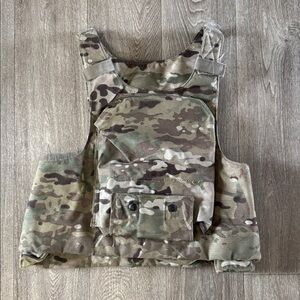 Army issued air warrior body armor aircrew flexible body armor vest sz S